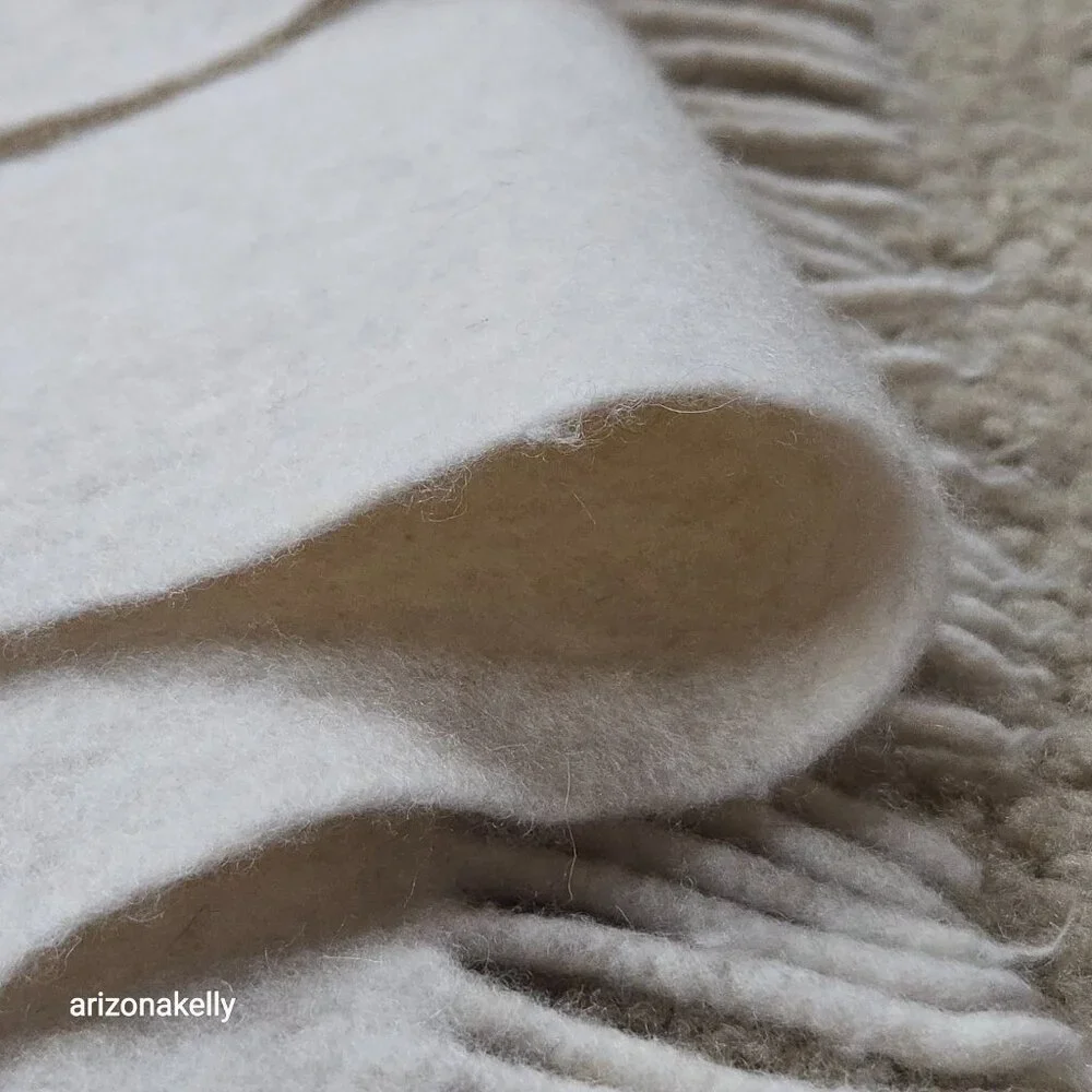 Felted Cashmere Scarf THICK ivory - Picture 11 of 16